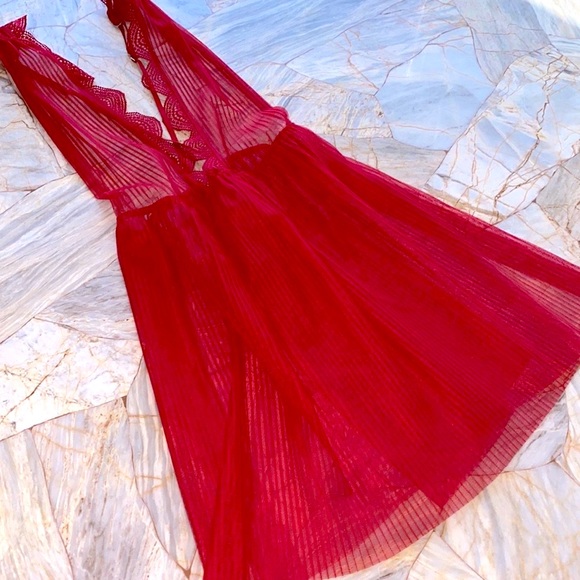 Small Victoria's Secret Lace Slip Red Babydoll - Picture 1 of 13